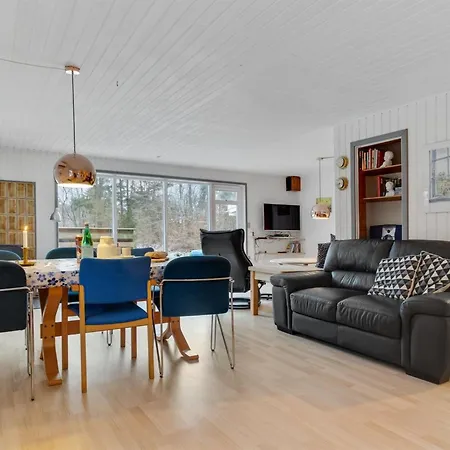 Teofilka - 200m From The Sea By Interhome Feriehus